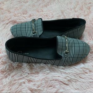 Cato Black and White Plaid Flats Size 8